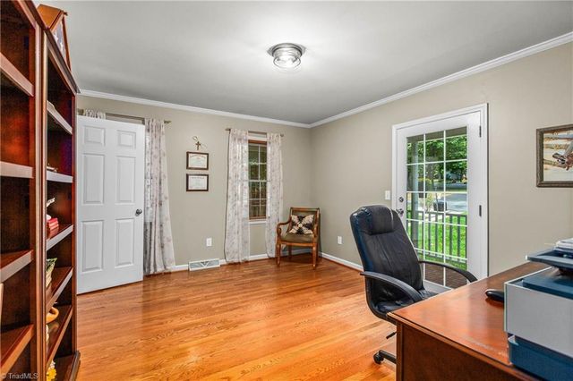 1709 Beechwood Road, Yadkinville, NC 27055
