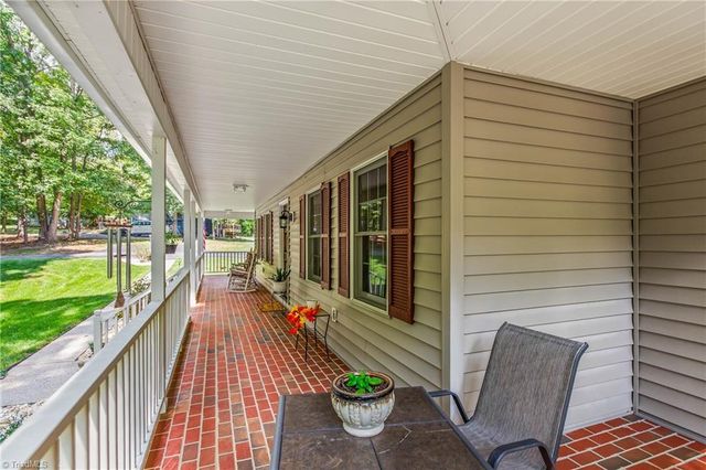 1709 Beechwood Road, Yadkinville, NC 27055