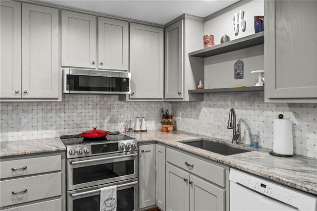 1709 Beechwood Road, Yadkinville, NC 27055