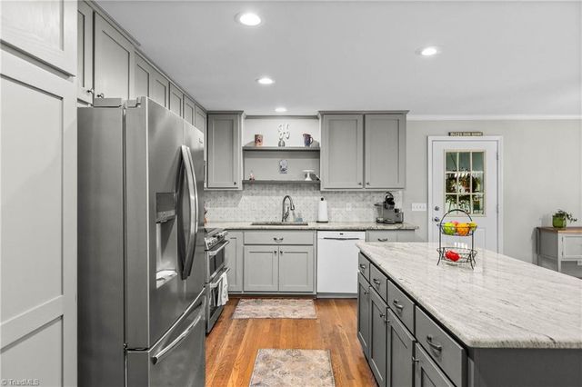 1709 Beechwood Road, Yadkinville, NC 27055