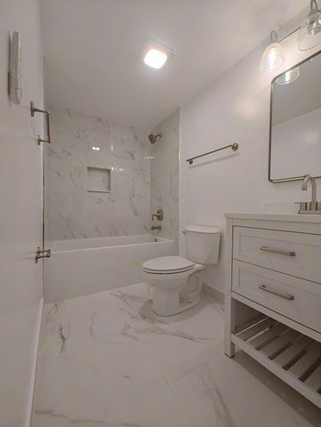 5345 E Summerholme Drive, Knox, IN 46534