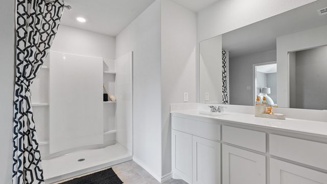 4249 TRICKLING CREEK Lane, Fort Worth, TX 76036