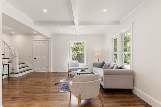 6 Highland Ave, Groveland, MA 01834