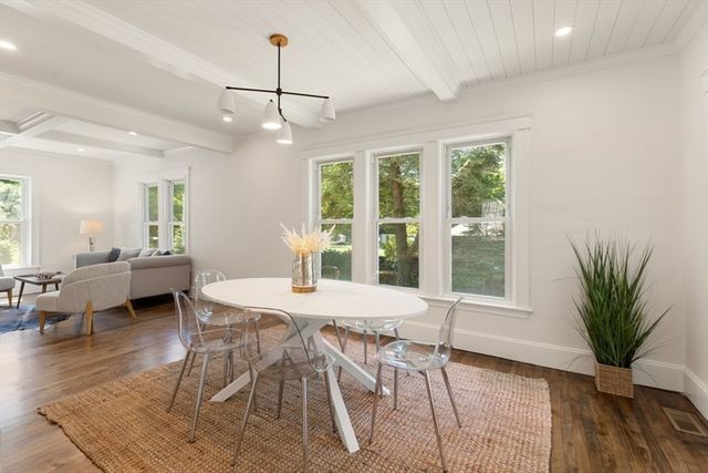 6 Highland Ave, Groveland, MA 01834