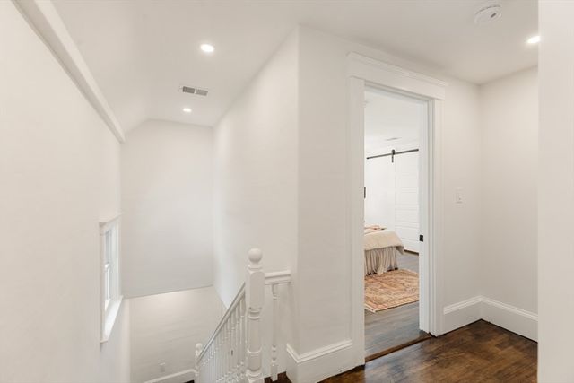 6 Highland Ave, Groveland, MA 01834