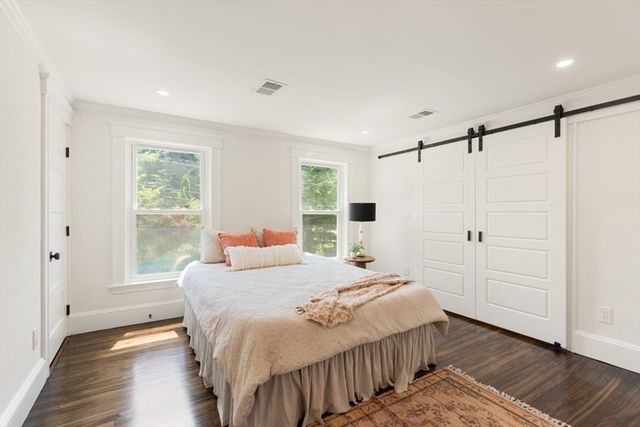 6 Highland Ave, Groveland, MA 01834