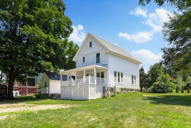 6 Highland Ave, Groveland, MA 01834