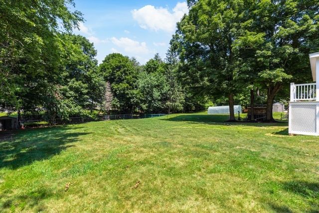 6 Highland Ave, Groveland, MA 01834