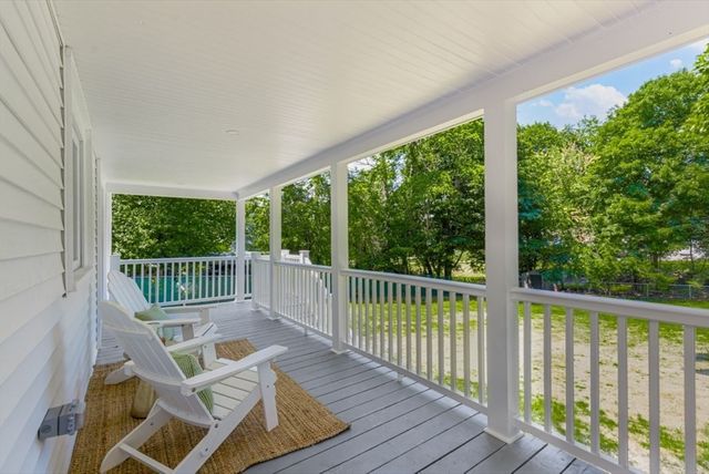 6 Highland Ave, Groveland, MA 01834