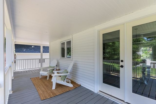 6 Highland Ave, Groveland, MA 01834