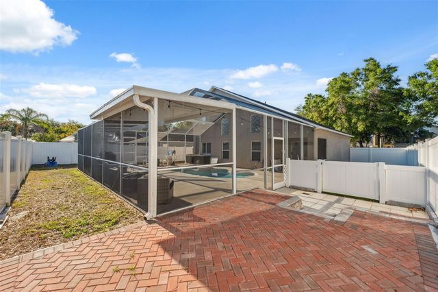 3316 PINE TOP DRIVE, Valrico, FL 33594