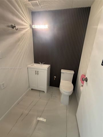 10509 SW 40th St 10509, Miami, FL 33165