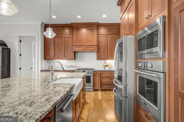 61 Forest Berry Court, Newnan, GA 30265