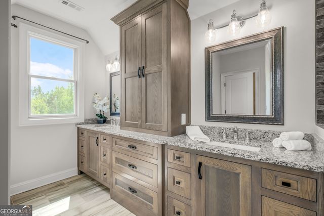 61 Forest Berry Court, Newnan, GA 30265