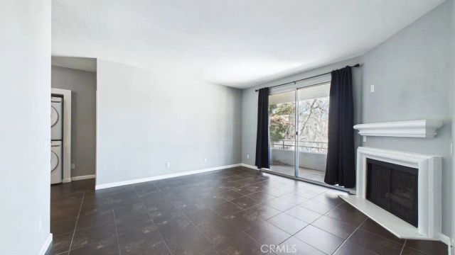 2821 W Avenue K12, Lancaster, CA 93536