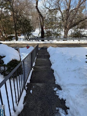 184 S Washington Avenue A6, Bergenfield, NJ 07621