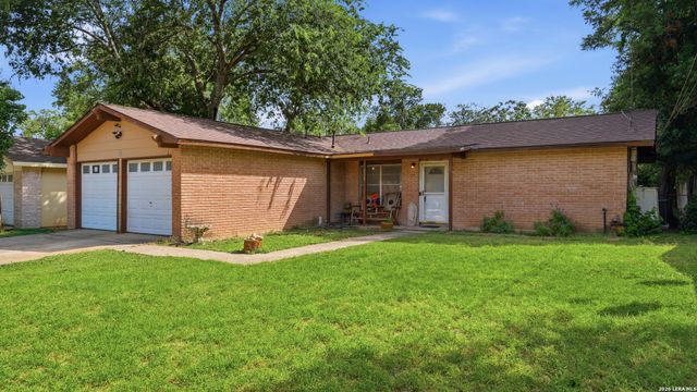 629 Creek, New Braunfels, TX 78130