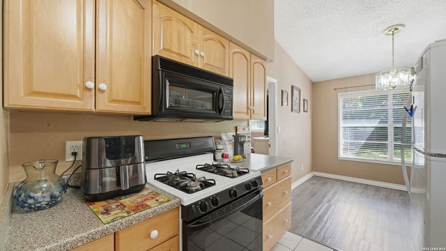 629 Creek, New Braunfels, TX 78130
