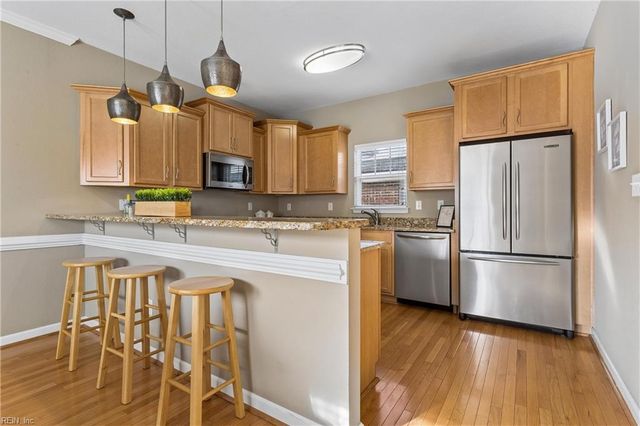 625 13th ST, Virginia Beach, VA 23451