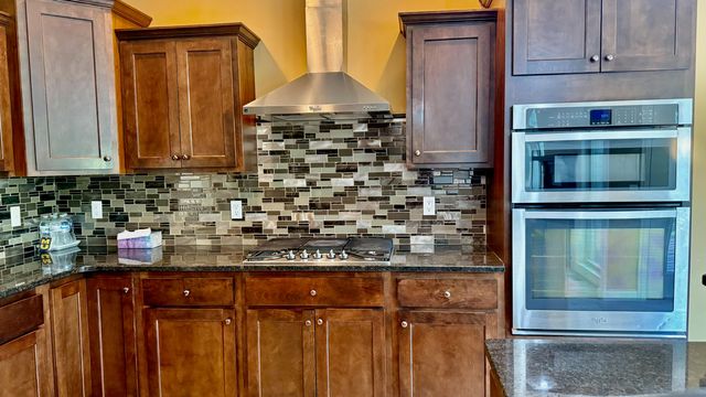 809 RUTLAND DR, Columbia, MO 65203