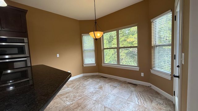 809 RUTLAND DR, Columbia, MO 65203