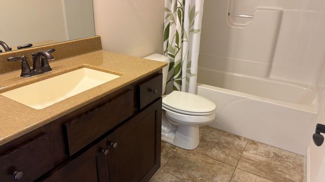 809 RUTLAND DR, Columbia, MO 65203