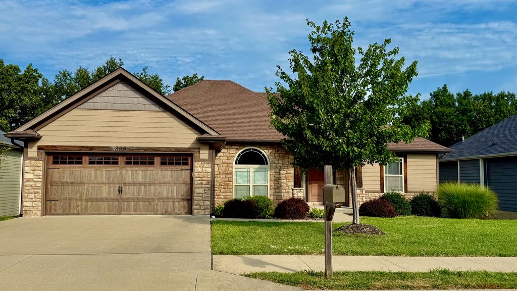 809 RUTLAND DR, Columbia, MO 65203