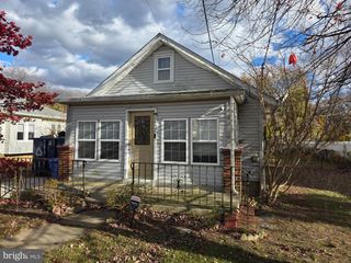 1932 KINGS HWY, Swedesboro, NJ 08085