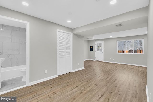 8677 HICKORY RIDGE CT, Springfield, VA 22153