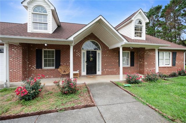 106 Magnolia Way SW, Calhoun, GA 30701