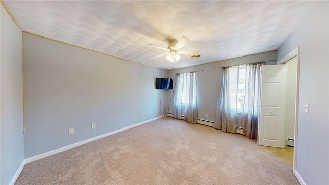 10 Kiley Way, Coventry, RI 02816