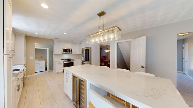 10 Kiley Way, Coventry, RI 02816