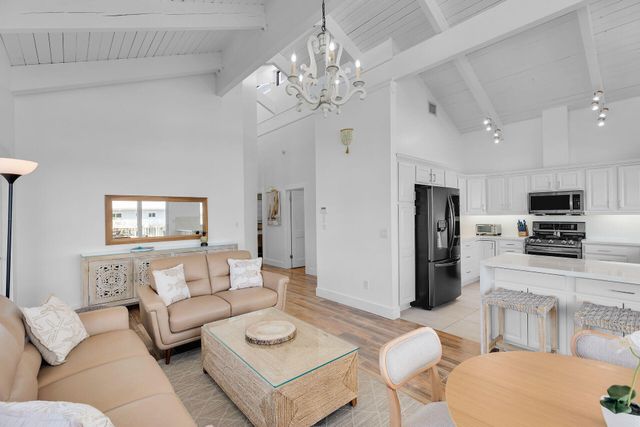 218 Aberdeen Court, Key Largo, FL 33070