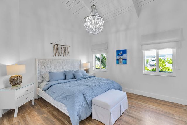 218 Aberdeen Court, Key Largo, FL 33070