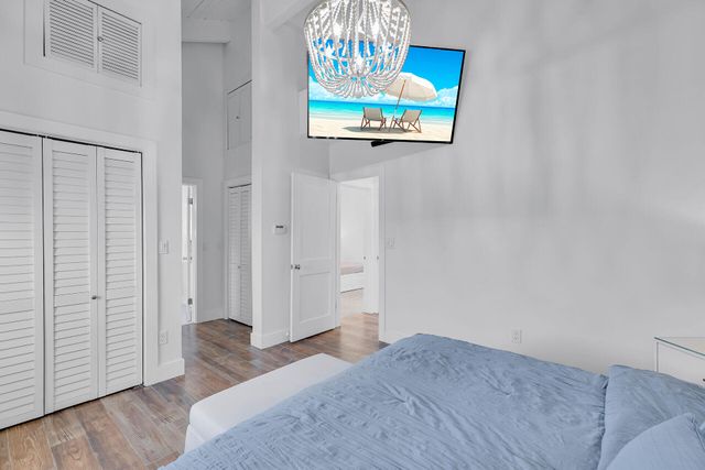 218 Aberdeen Court, Key Largo, FL 33070