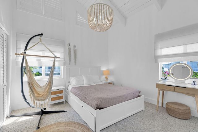 218 Aberdeen Court, Key Largo, FL 33070