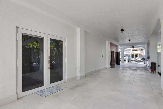 218 Aberdeen Court, Key Largo, FL 33070