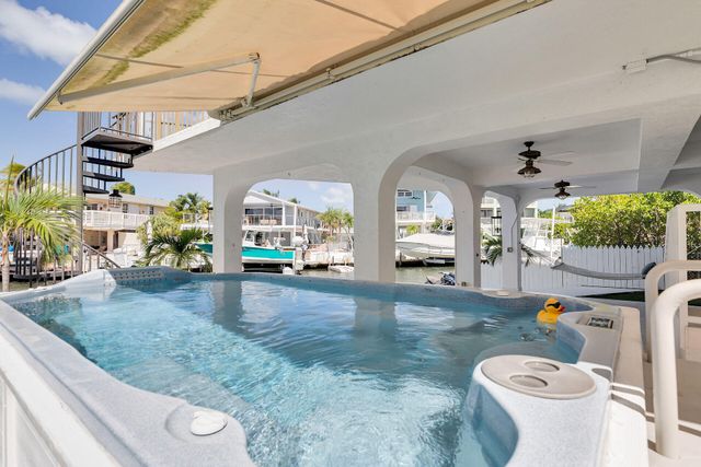 218 Aberdeen Court, Key Largo, FL 33070