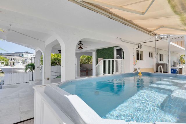 218 Aberdeen Court, Key Largo, FL 33070