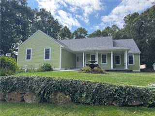 60 Beth Road, Tiverton, RI 02878