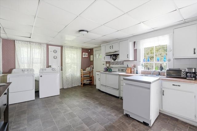 45 Summer Street, Hingham, MA 02043
