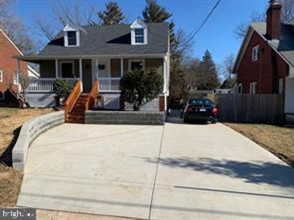 Image 47 of property listing at 9407 COLESVILLE RD, Silver Spring, MD 20901