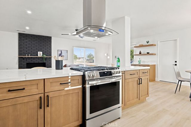 13229 Algonquin Road, Apple Valley, CA 92308