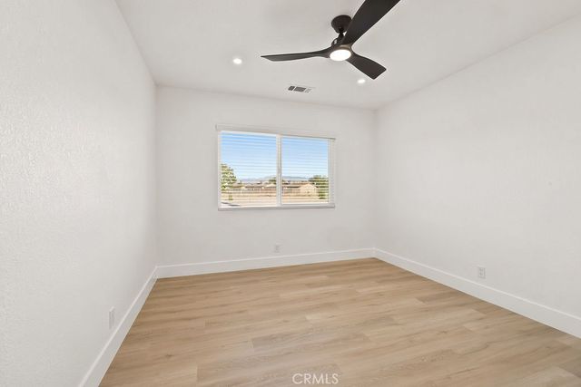 13229 Algonquin Road, Apple Valley, CA 92308