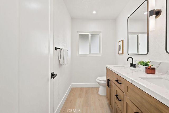 13229 Algonquin Road, Apple Valley, CA 92308