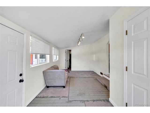 85 S Winona Ct, Denver, CO 80219
