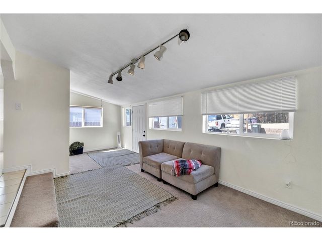 85 S Winona Ct, Denver, CO 80219