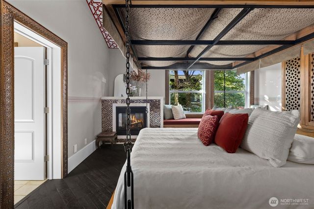 1147 Federal Avenue E, Seattle, WA 98102