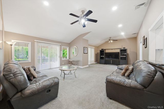 14 Penn Drive, Dix Hills, NY 11746