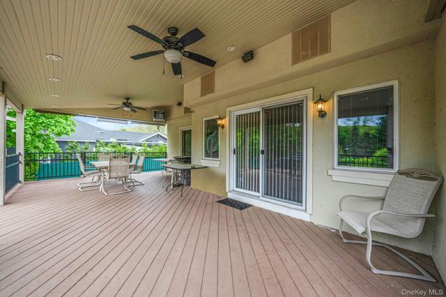 14 Penn Drive, Dix Hills, NY 11746